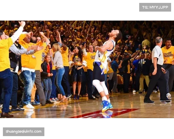 特写：凯塞多长距离奔袭助攻，维拉公园球场瞬间沸腾
